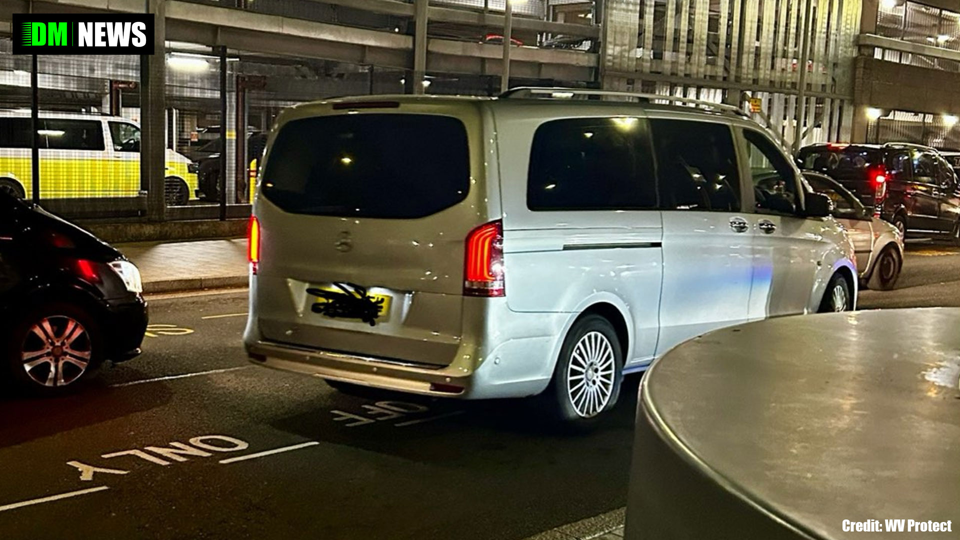 Wolverhampton Taxi Compliance Team carries out late-night patrols at train station and Sandwell