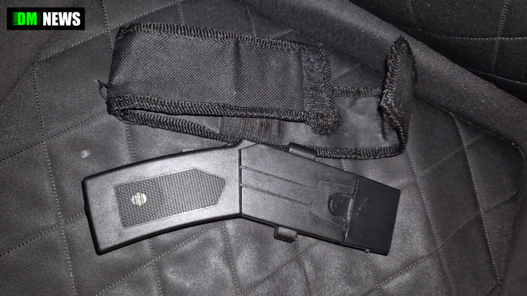 Uber driver stunned after passenger leaves taser-style device behind in car