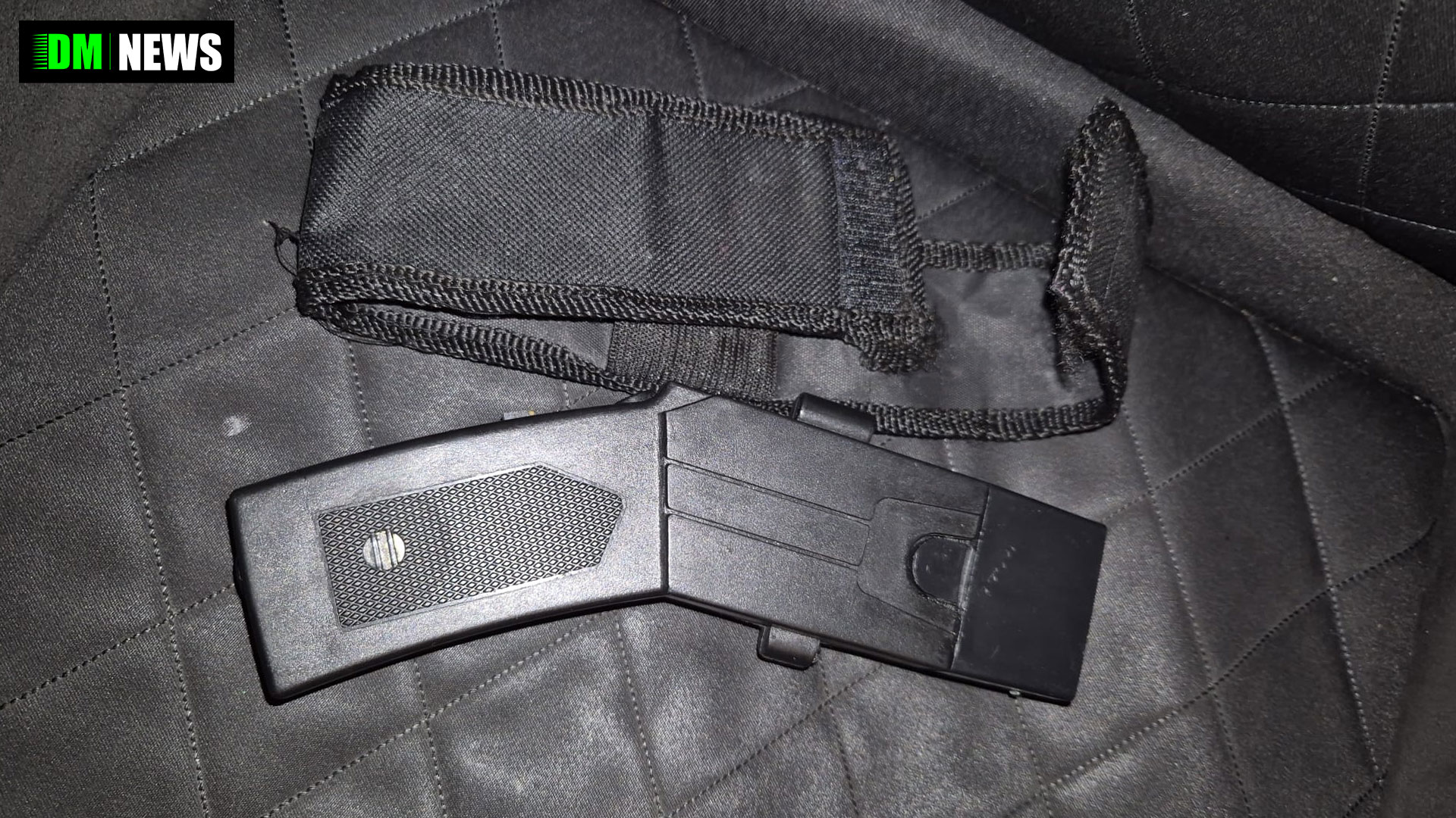 Uber driver stunned after passenger leaves taser-style device behind in car